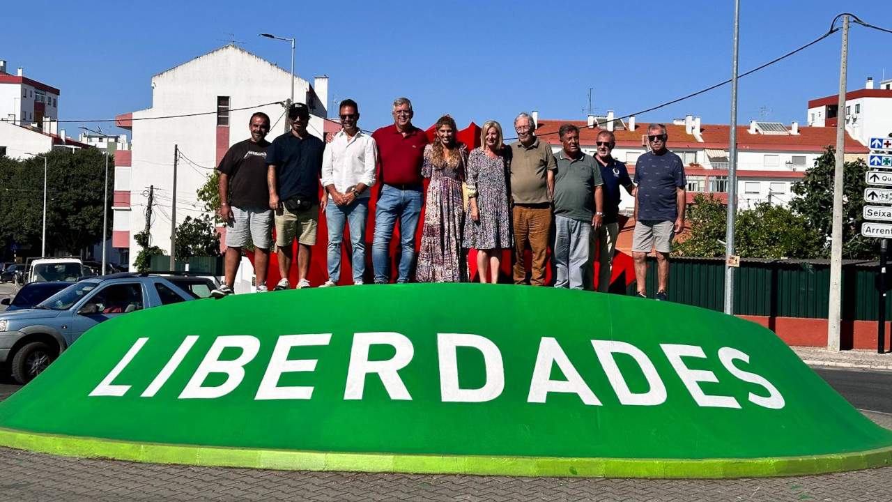 Nova Rotunda “Liberdades” Celebra os 50 Anos do 25 de Abril