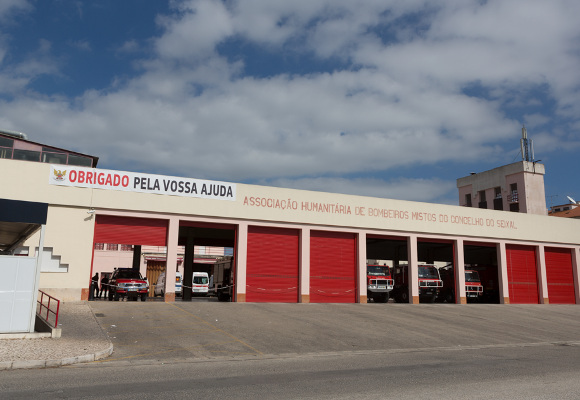 Autarquia solidária com Bombeiros do Seixal